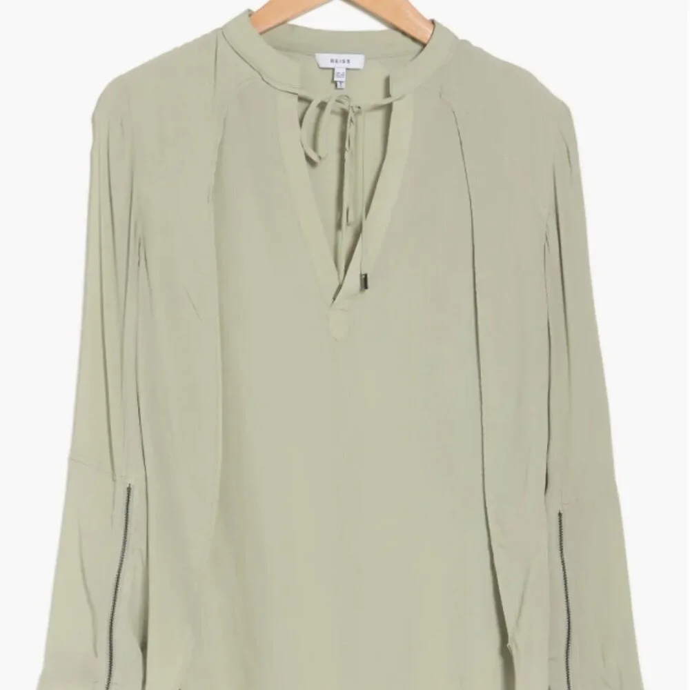 REISS Frances Zip Detail Blouse — Pistachio — US 0 / UK 4 — NWT